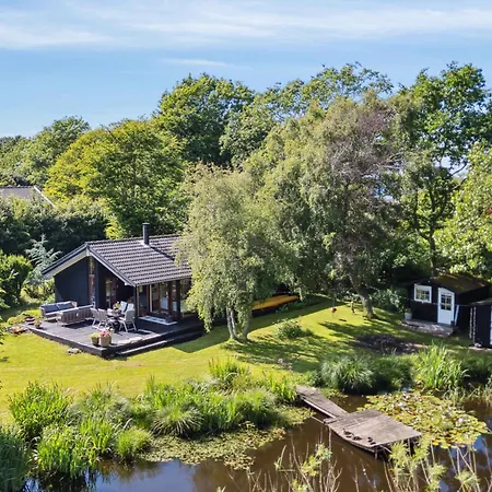 Beautiful Summer House In A Fantastic Location 別荘