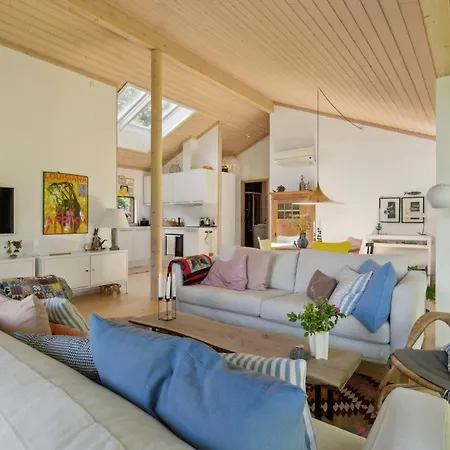 Beautiful Summer House In A Fantastic Location Vakantiehuis Gilleleje